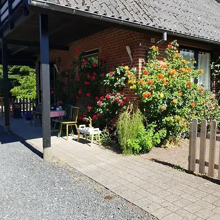 5 Minute Walk To Lego House - Private Studio With Garden * Billund