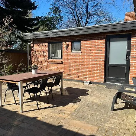 5 Minute Walk To Lego House - Private Studio With Garden * Billund